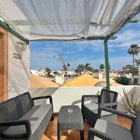 Lovely Apartment Near The Beach With Pool & Wifi Caleta De Fuste Eksteriør billede