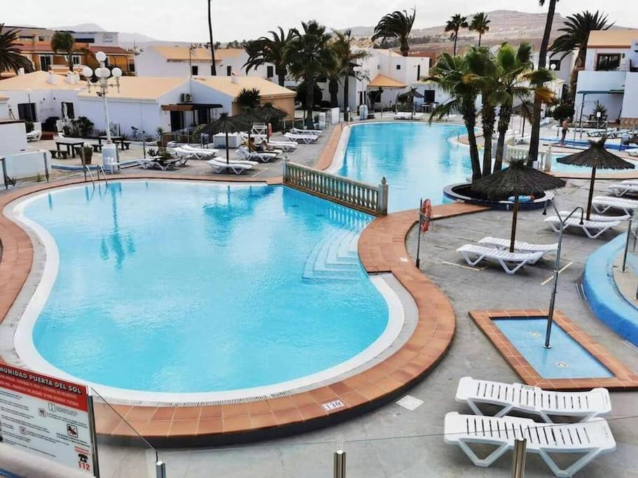 Lovely Apartment Near The Beach With Pool & Wifi Caleta De Fuste Eksteriør billede